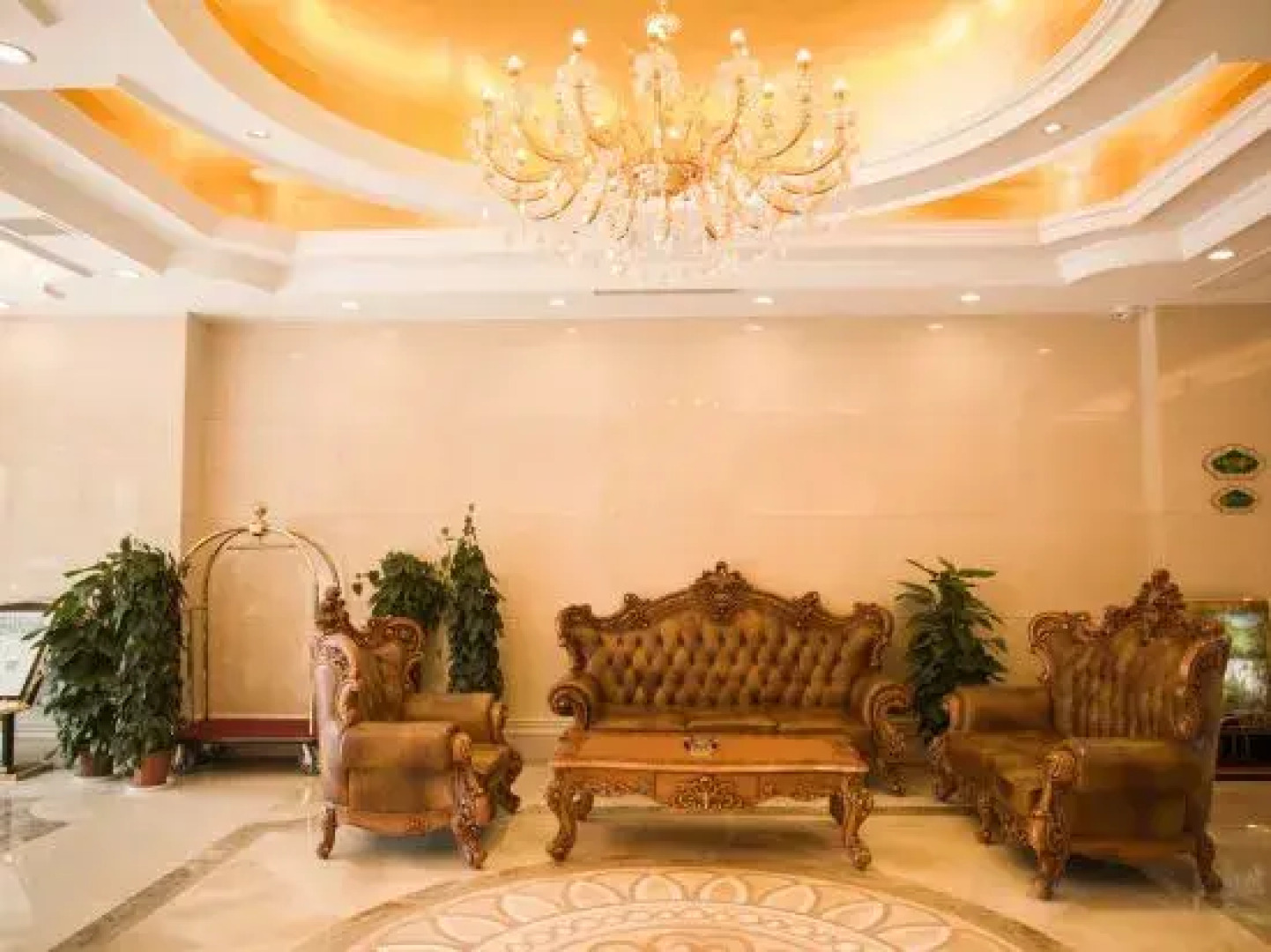 Vienna Hotel (Hong'an)