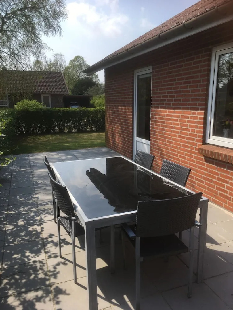 White Hart Lane House