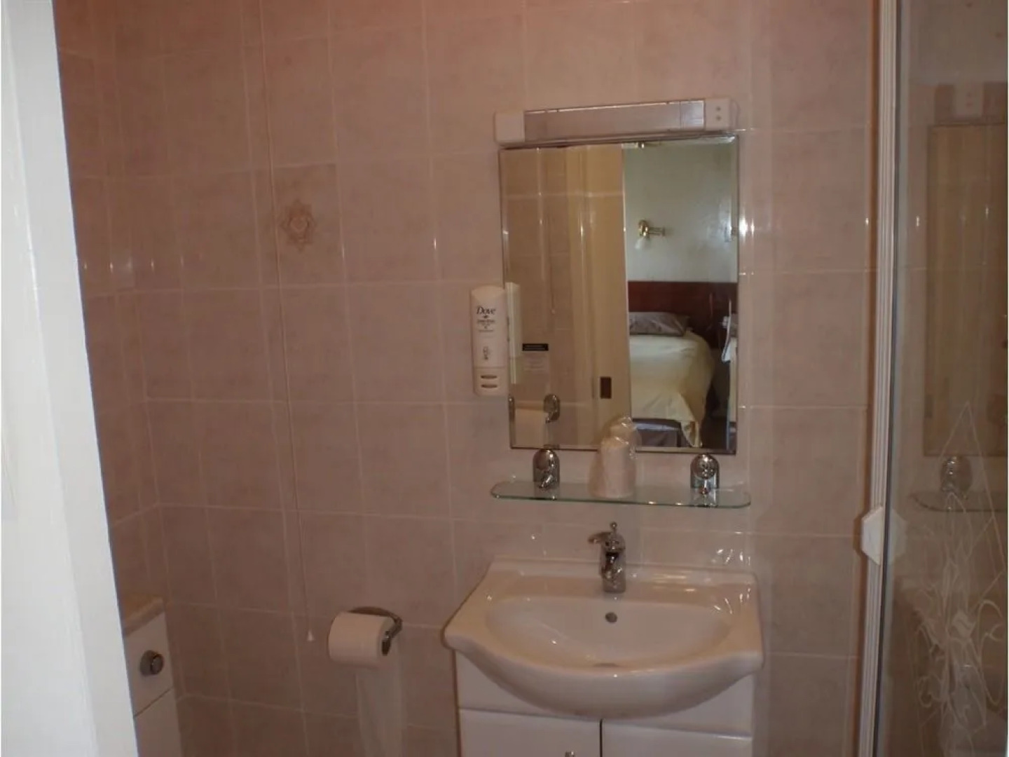 The Shaw Country Hotel