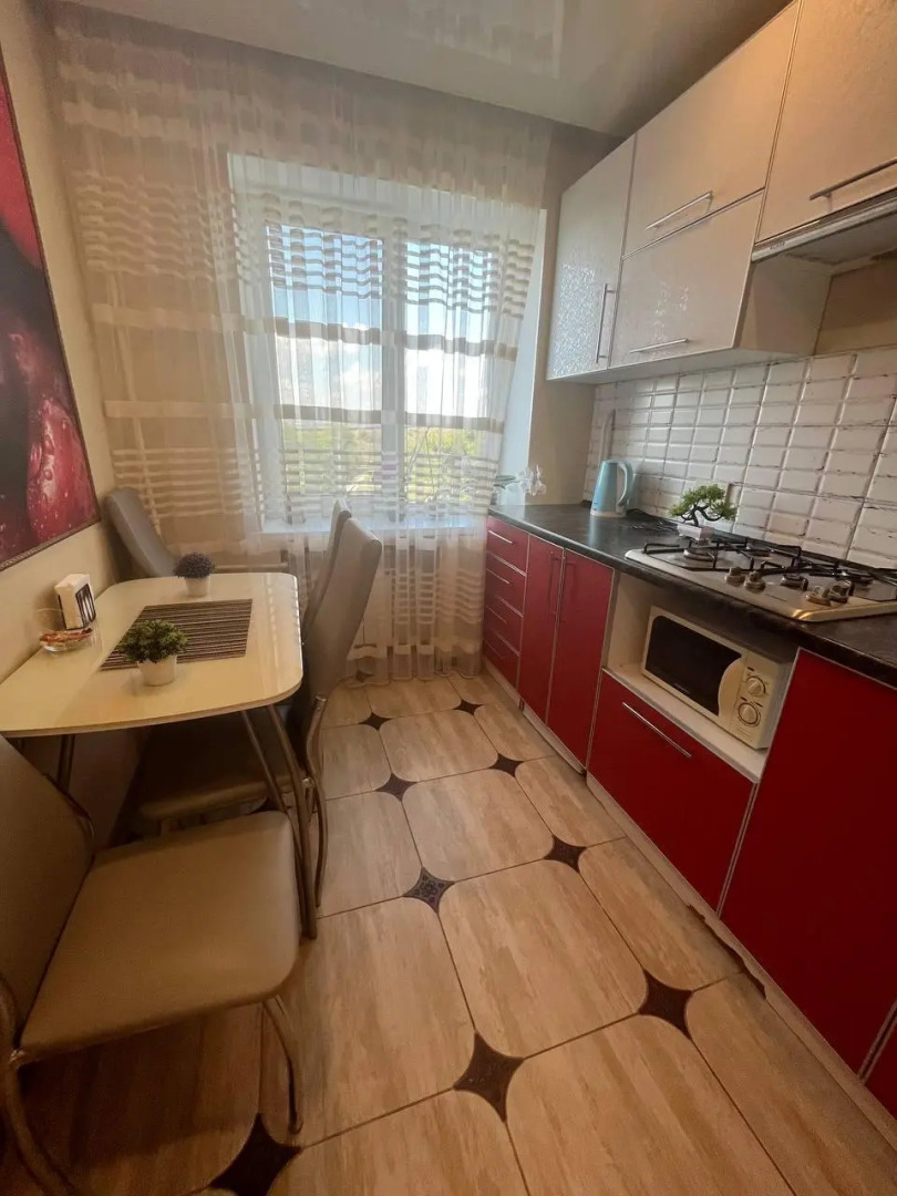 Апартаменты в 7-м микрорайоне 25