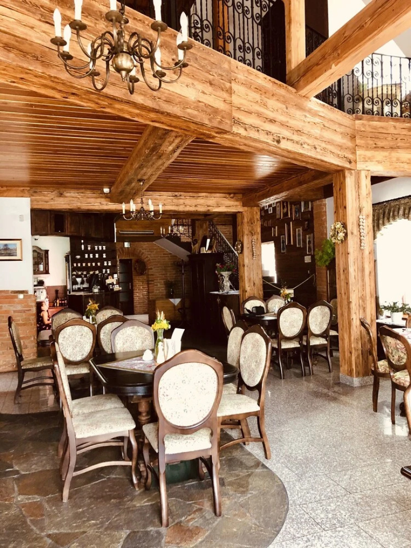 Gościniec Dworski w Ropie