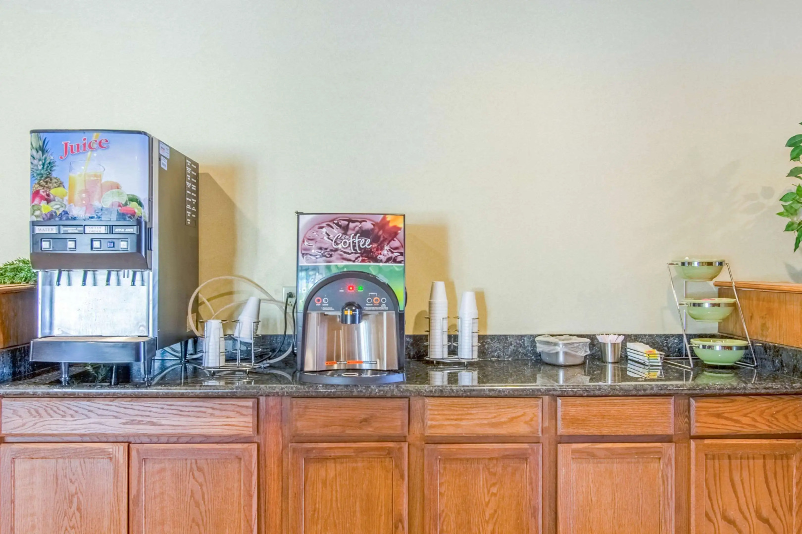 Econo Lodge Inn & Suites Southwest