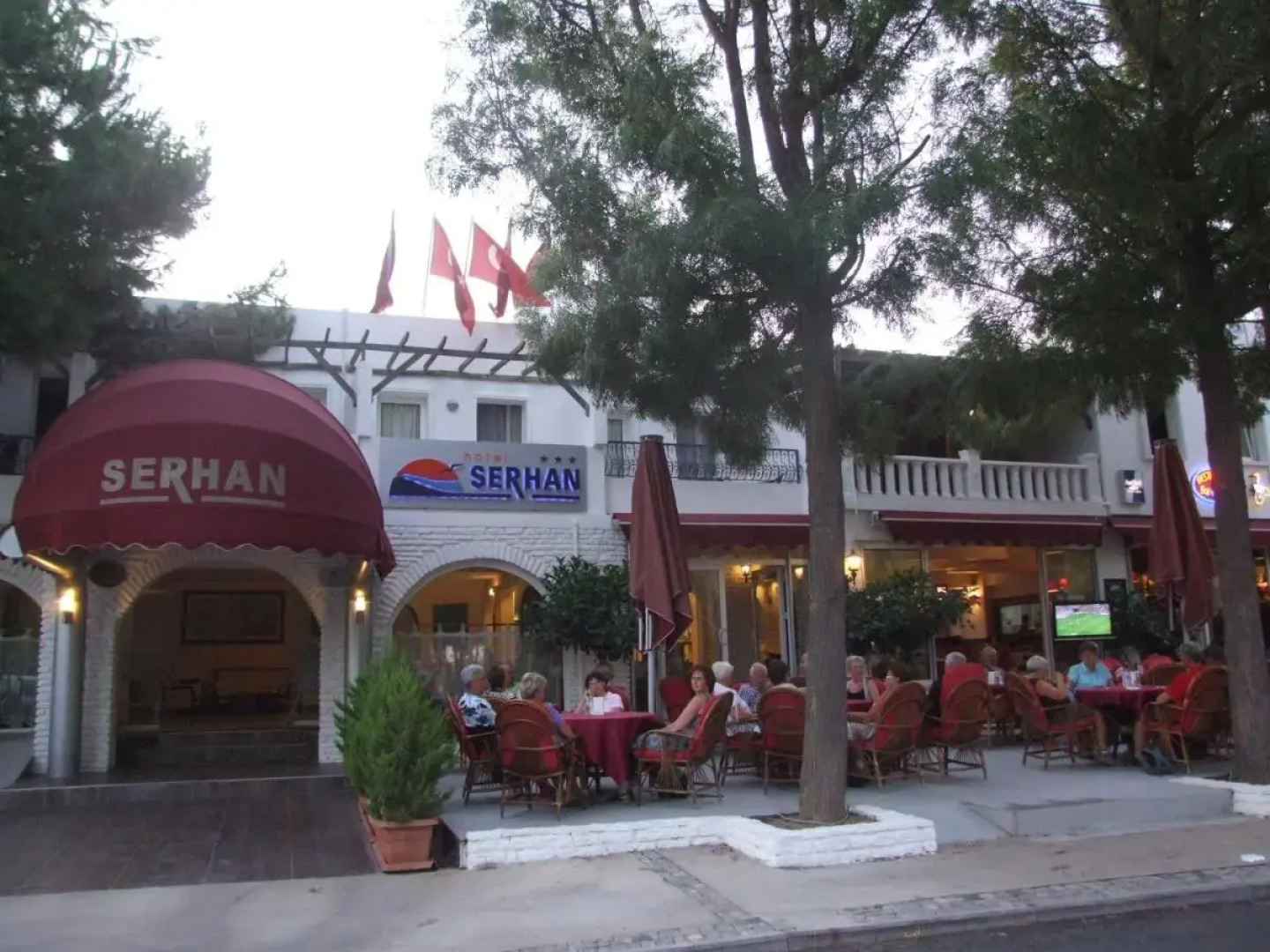 Serhan Hotel