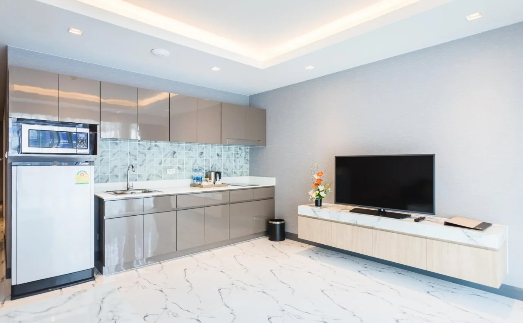 Patong Bay Residence