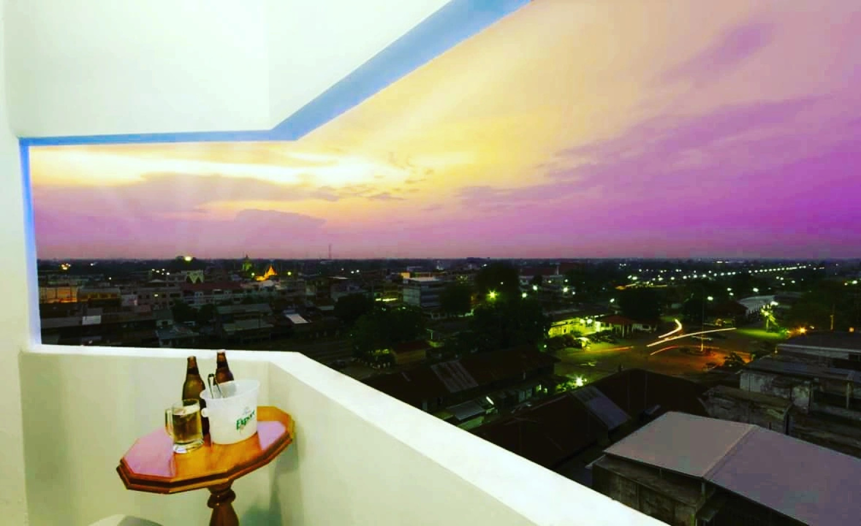 Roseinn Hotel Taphanhin