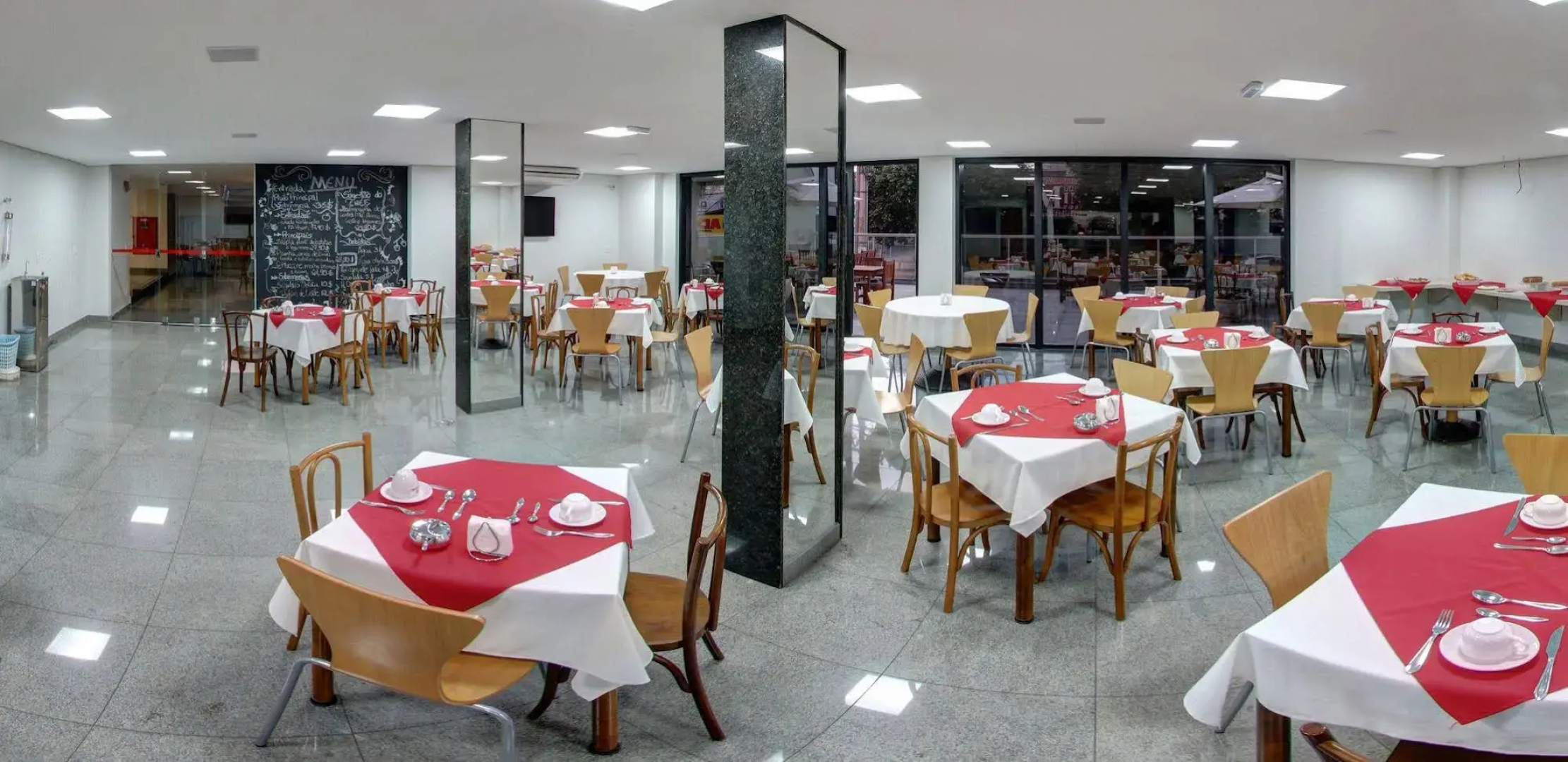Hotel Rio Vermelho