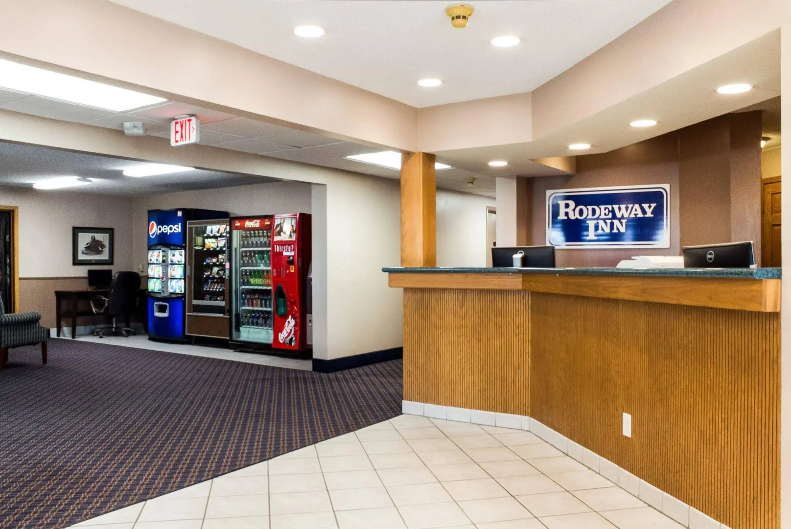 Bison Inn & Suites on University