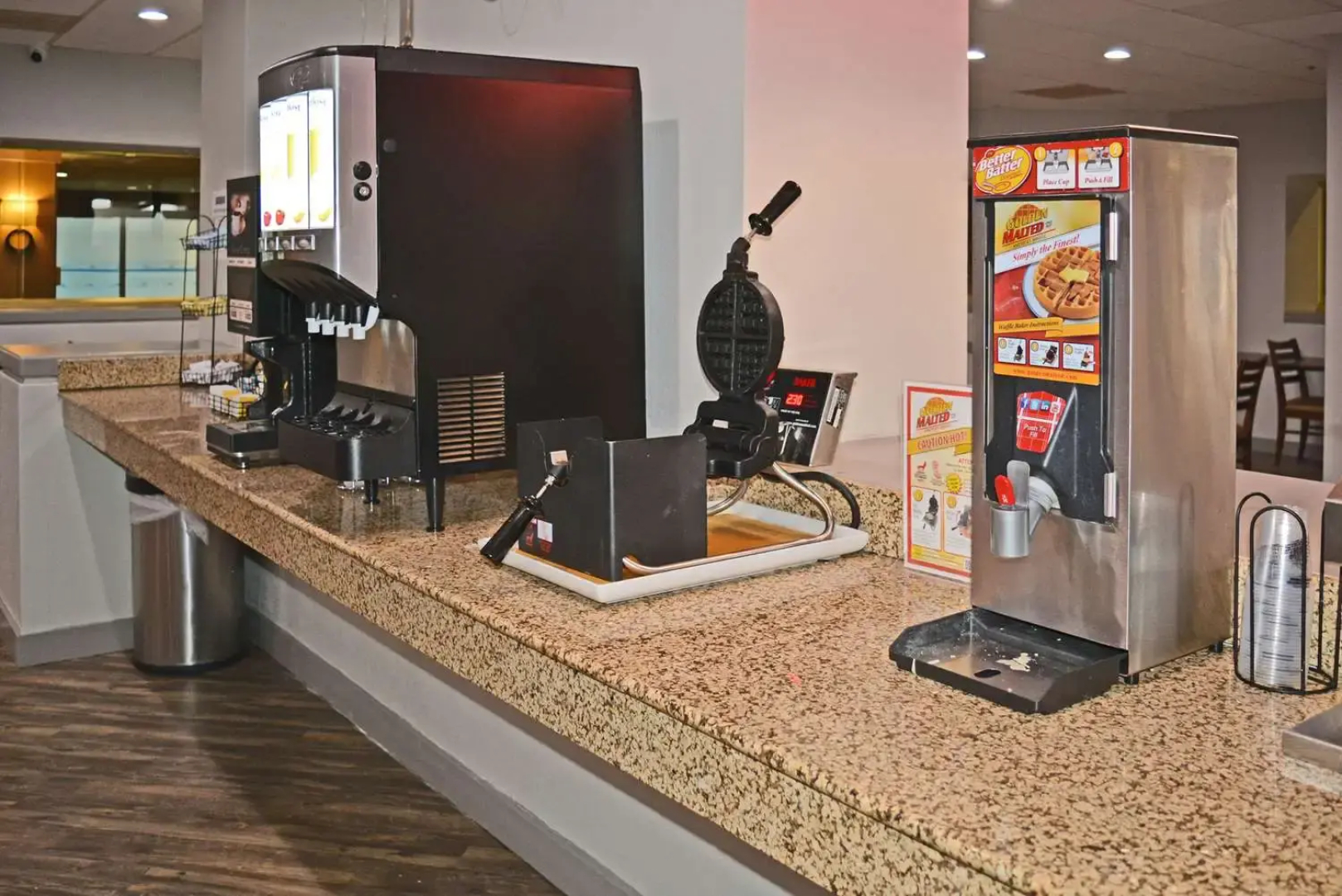 Ramada by Wyndham East Syracuse Carrier Circle