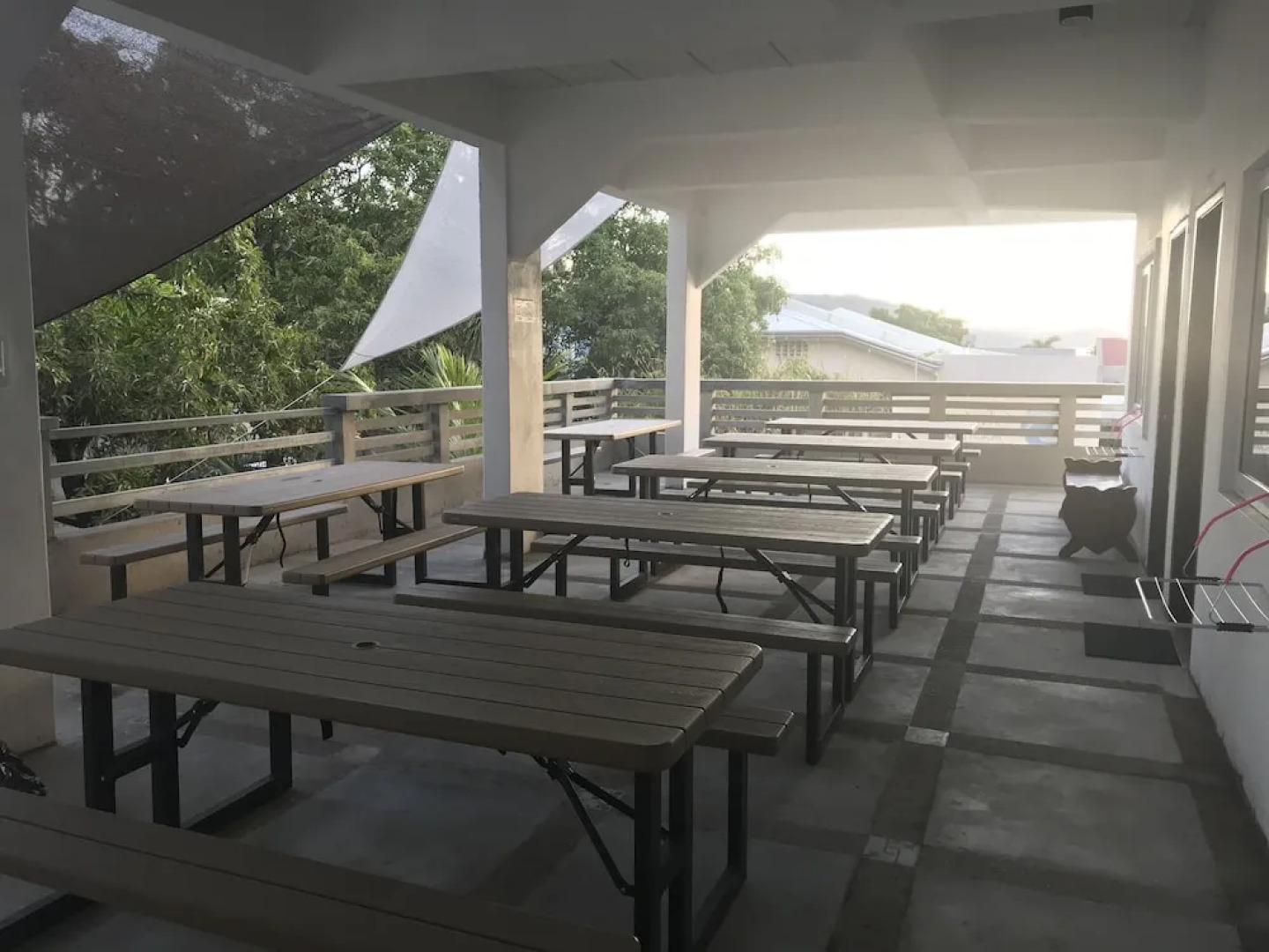 Seabreeze Beach Lodge