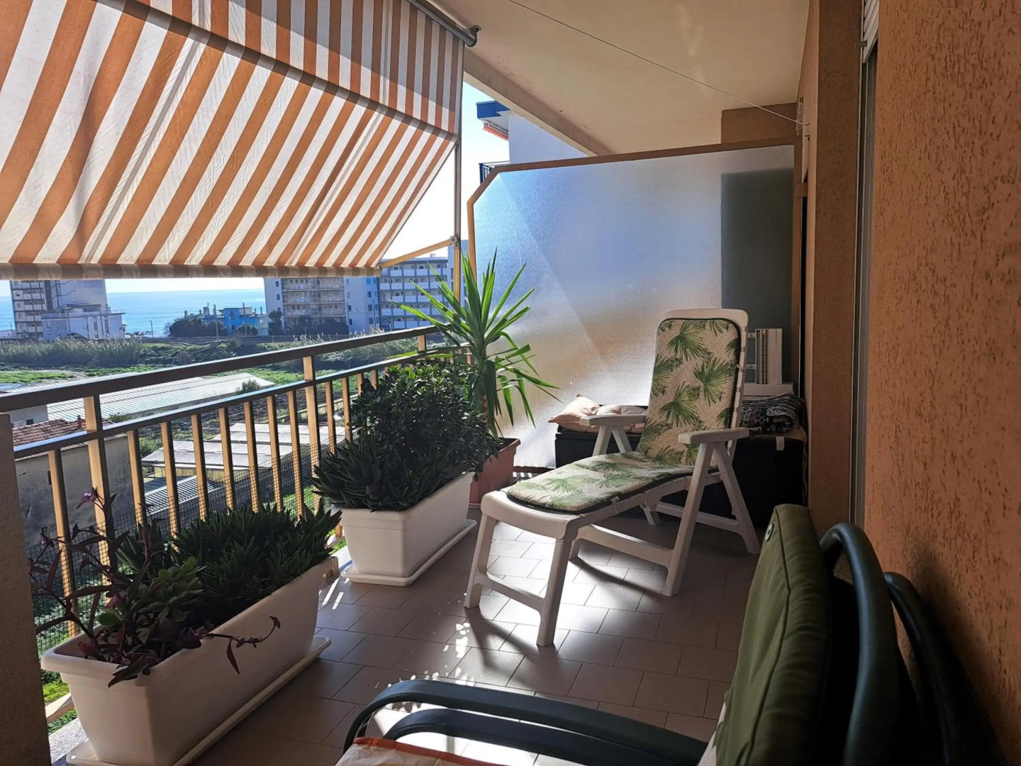 Appartamento - terrazzo vivibile vista mare wi-fi gratuito