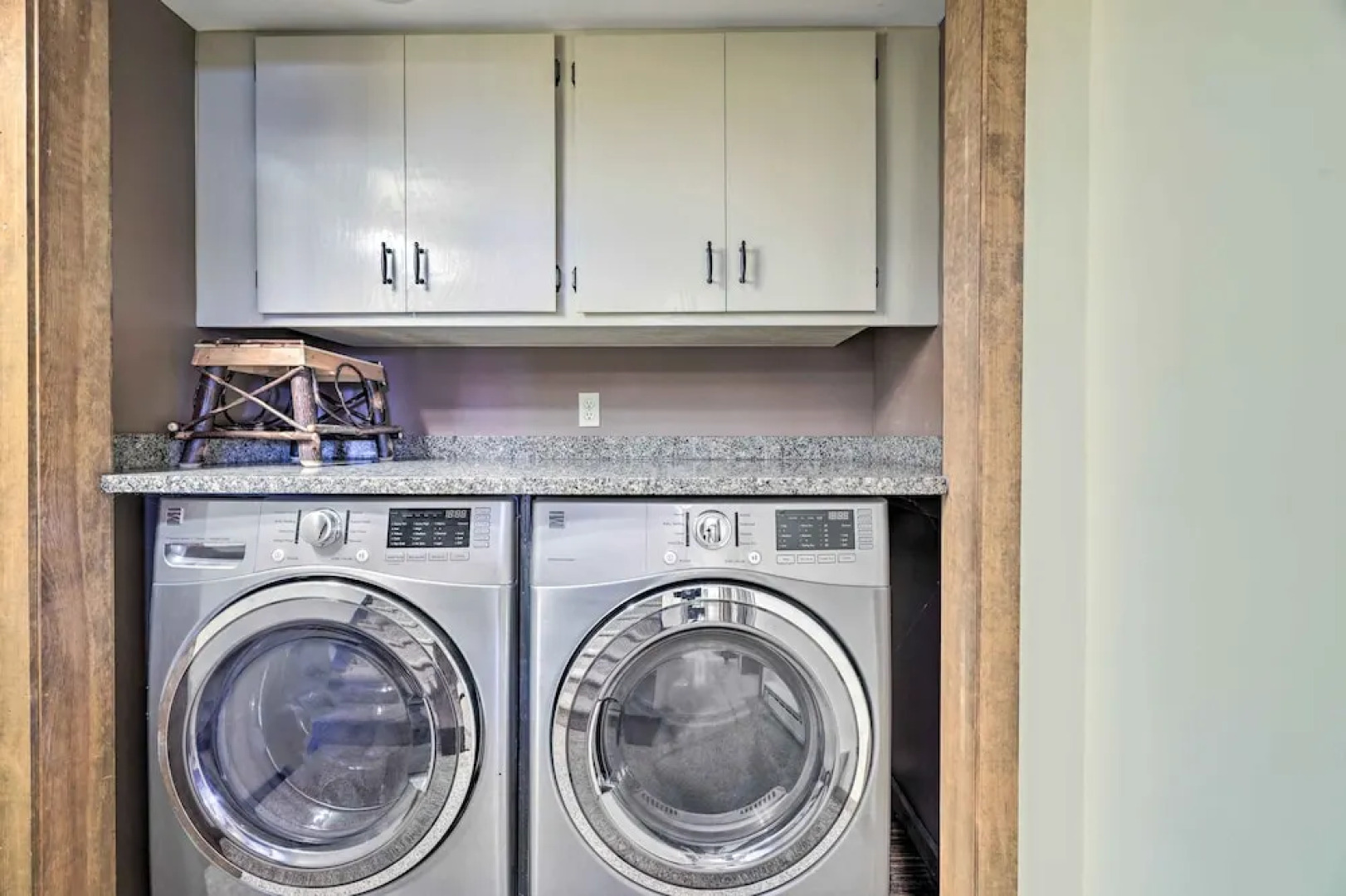 Cozy Camelback, Pocono Retreat w/ Mountain Views!