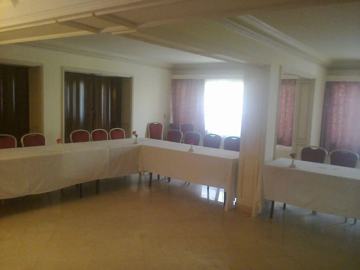 Kanzy Hotel