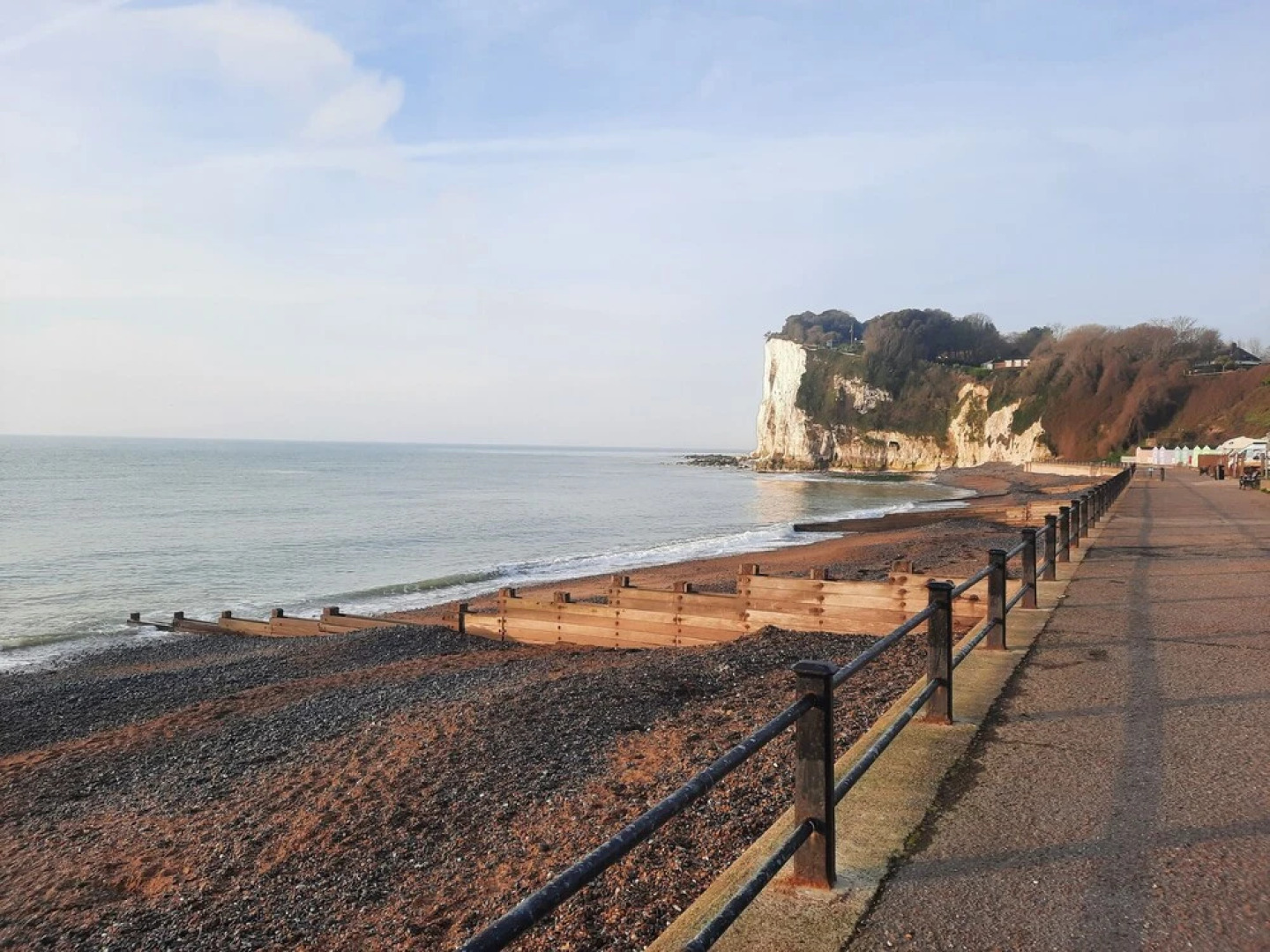 2 Bed Chalet, St Margaret's at Cliffe, South Coast