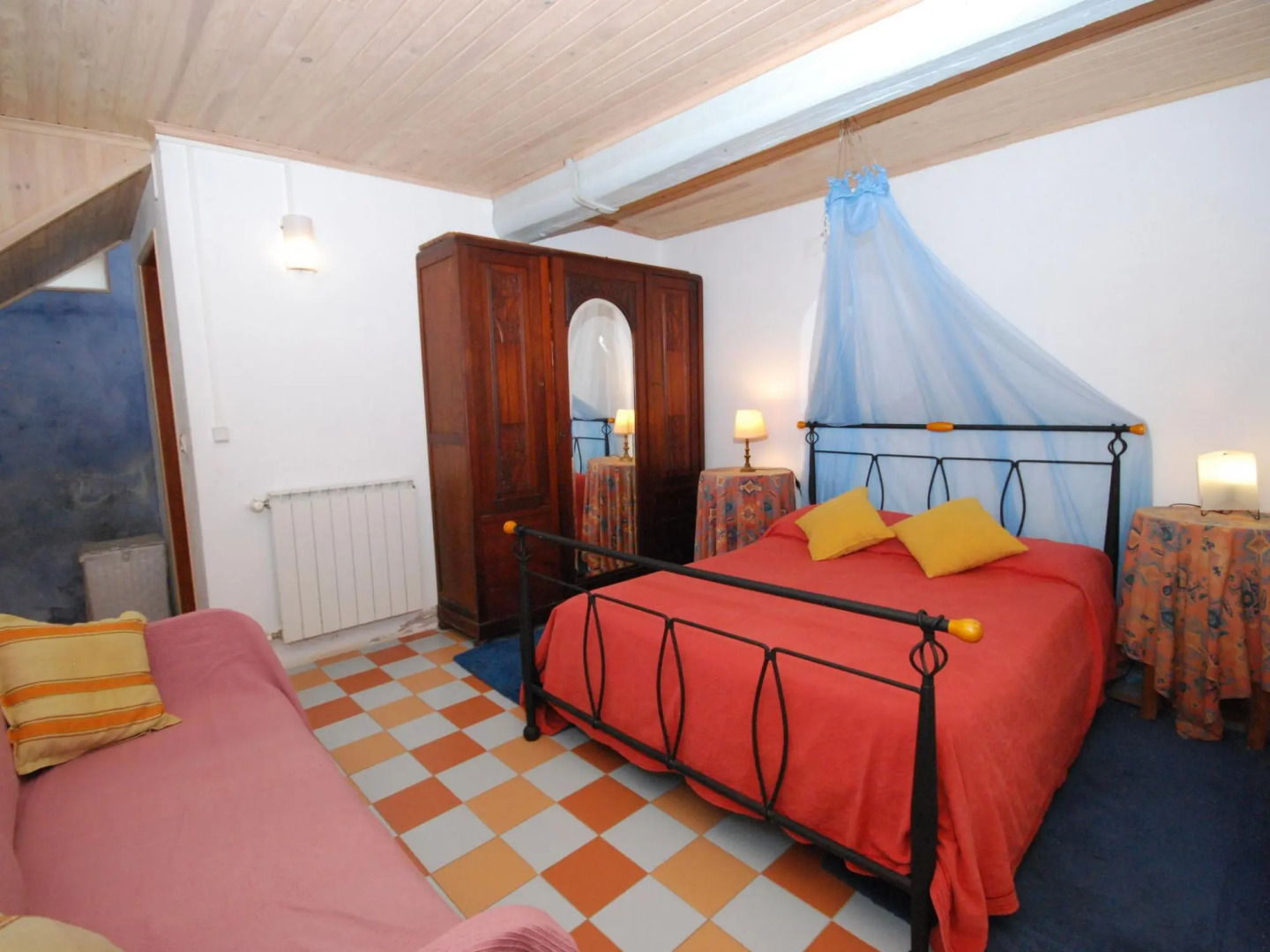 Vintage Farmhouse in Soudos Lisbon With Pool