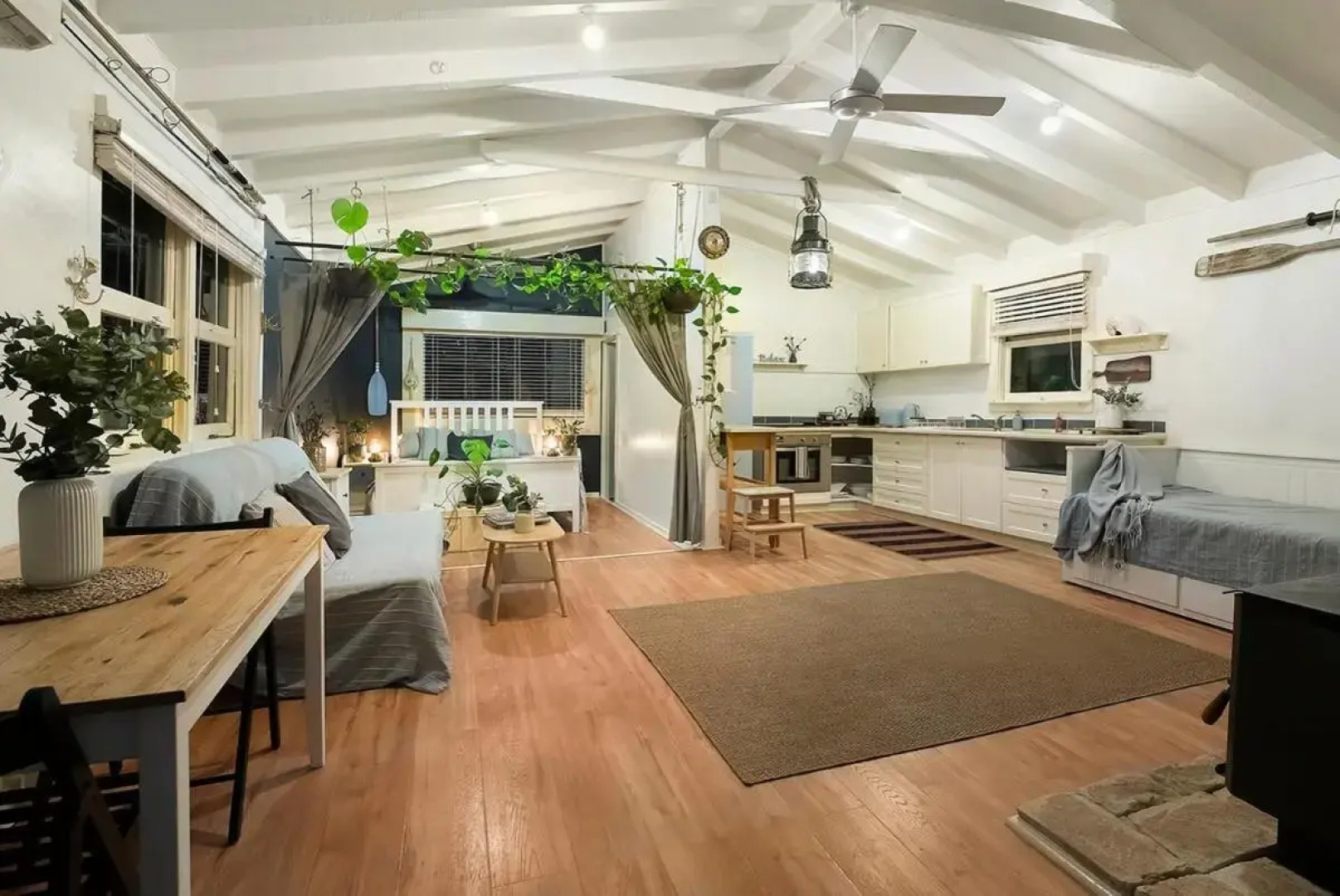 Island Paradise - Private Waterfront Retreat