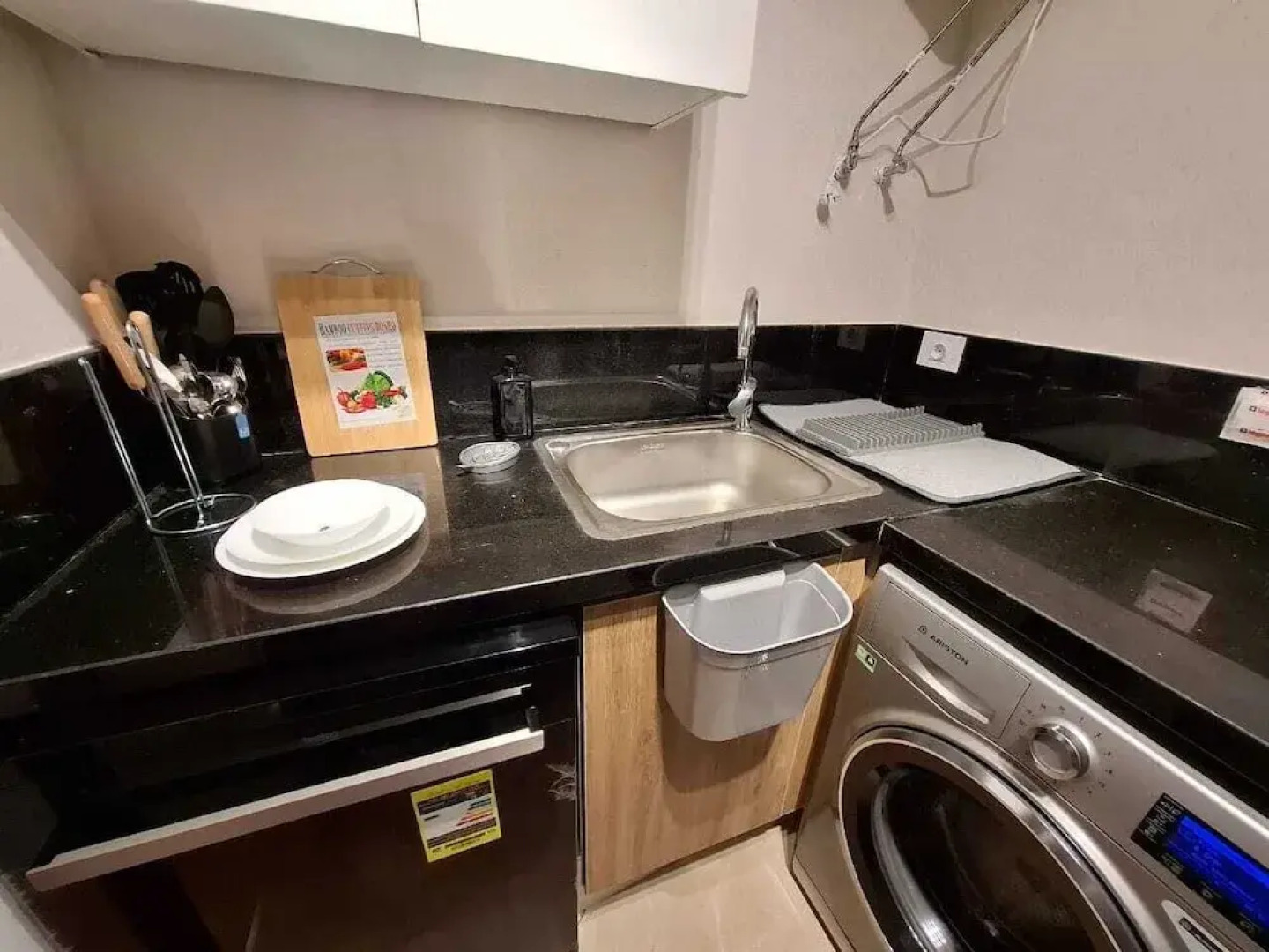 Mynt Stay zed west Residence 2 bedroom E1E213