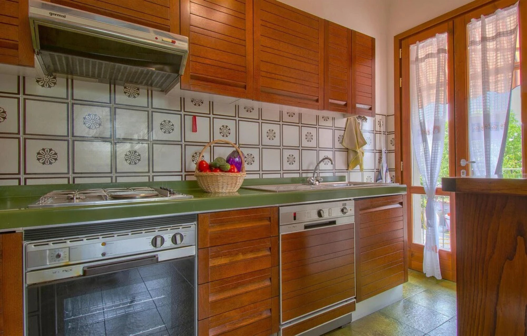 Awesome Home in Pieve A Nievole With 2 Bedrooms and Wifi