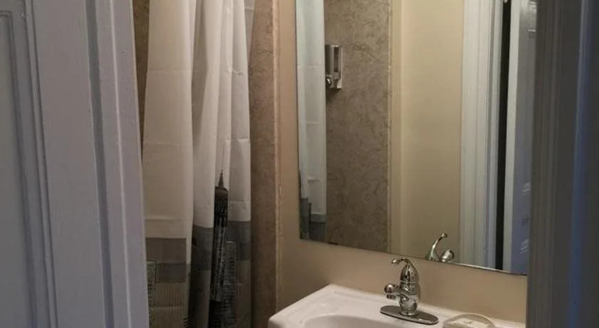 The Century House B&B Ottawa