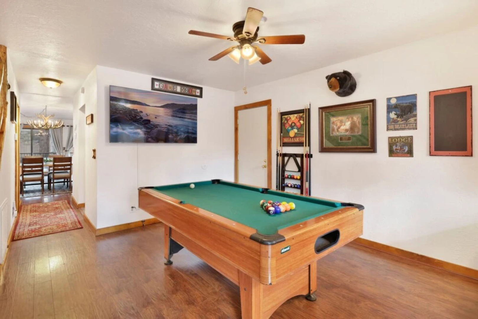 Inn Between Pines#1411