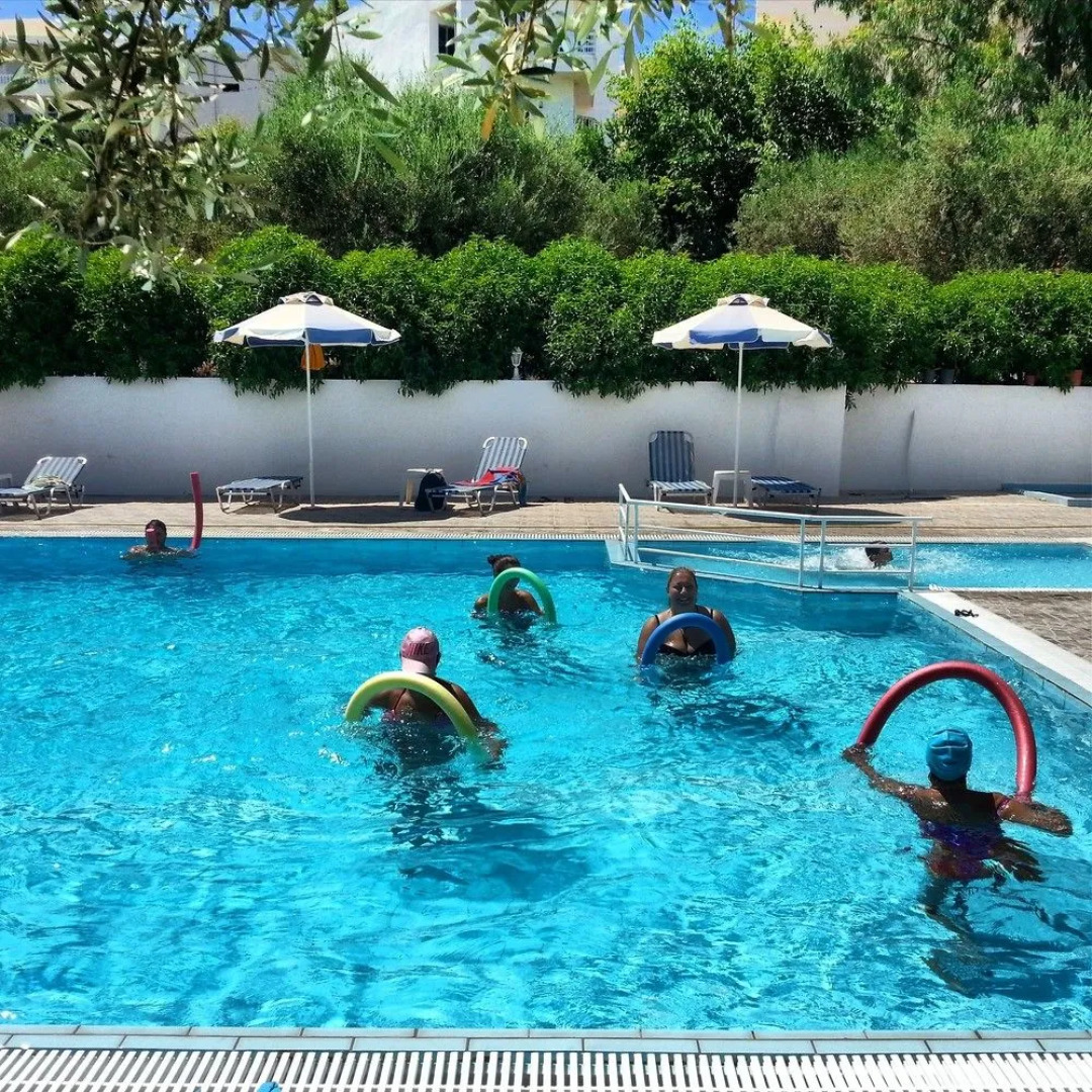 Regina Studios & Hotel