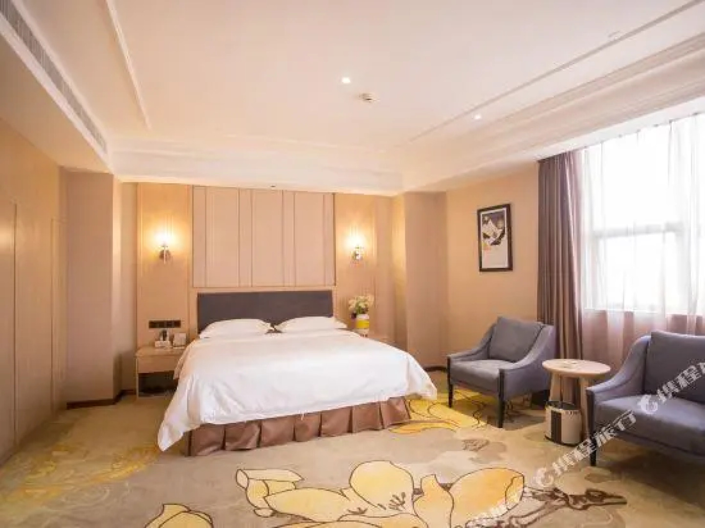 Falaide International Hotel