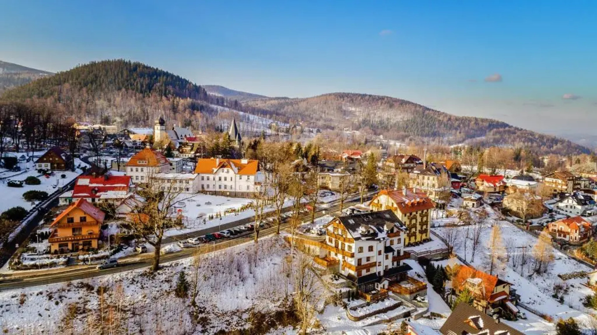 Sun & Snow Centrum Obrońców Pokoju