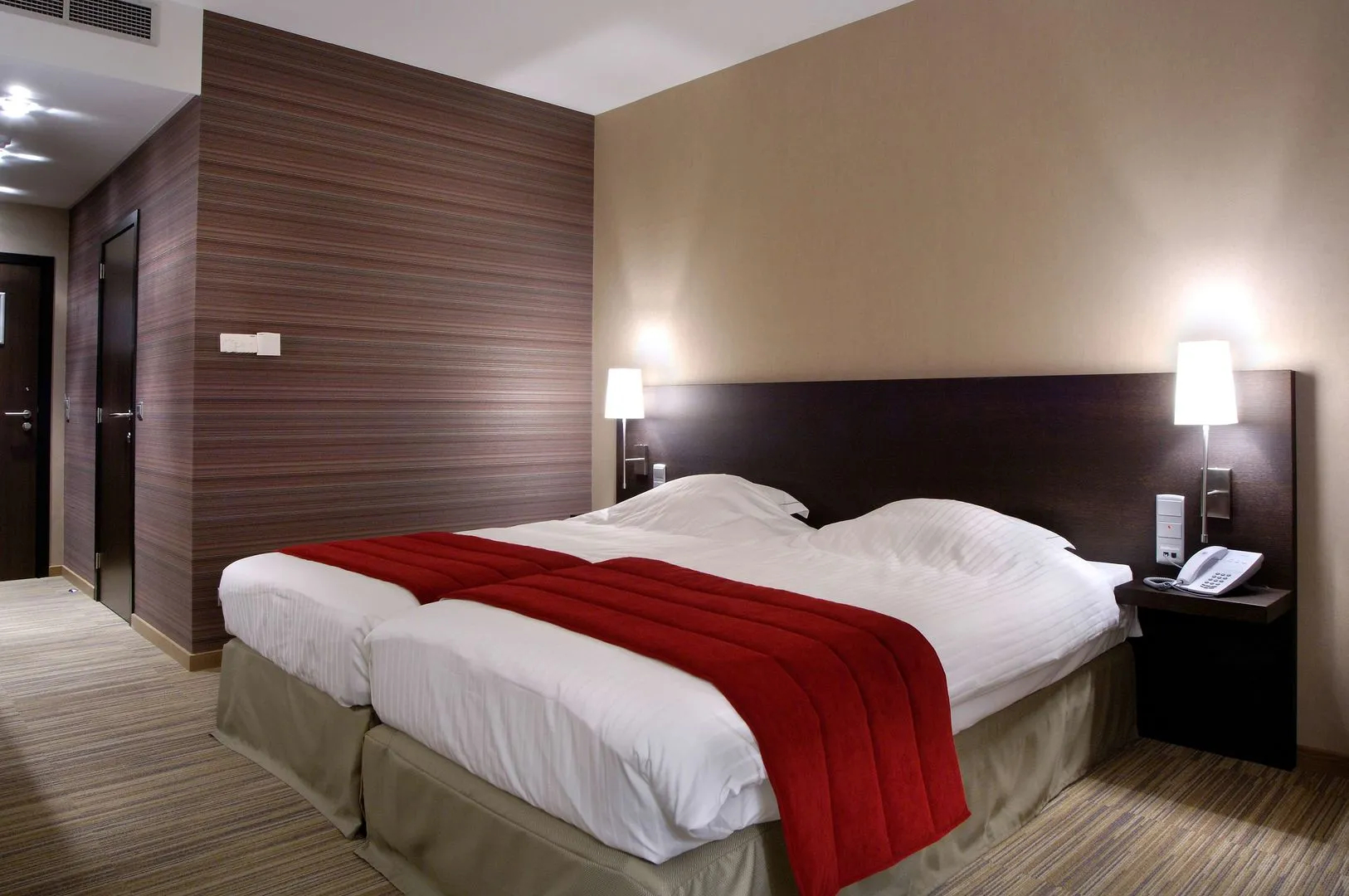 Biznis Hotel