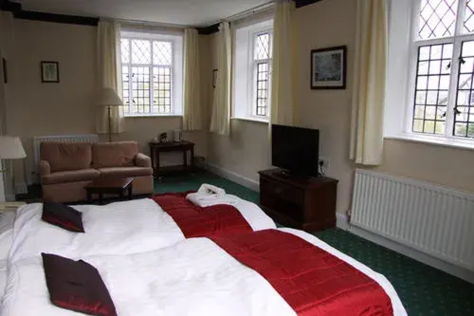 The Radnorshire Arms Hotel