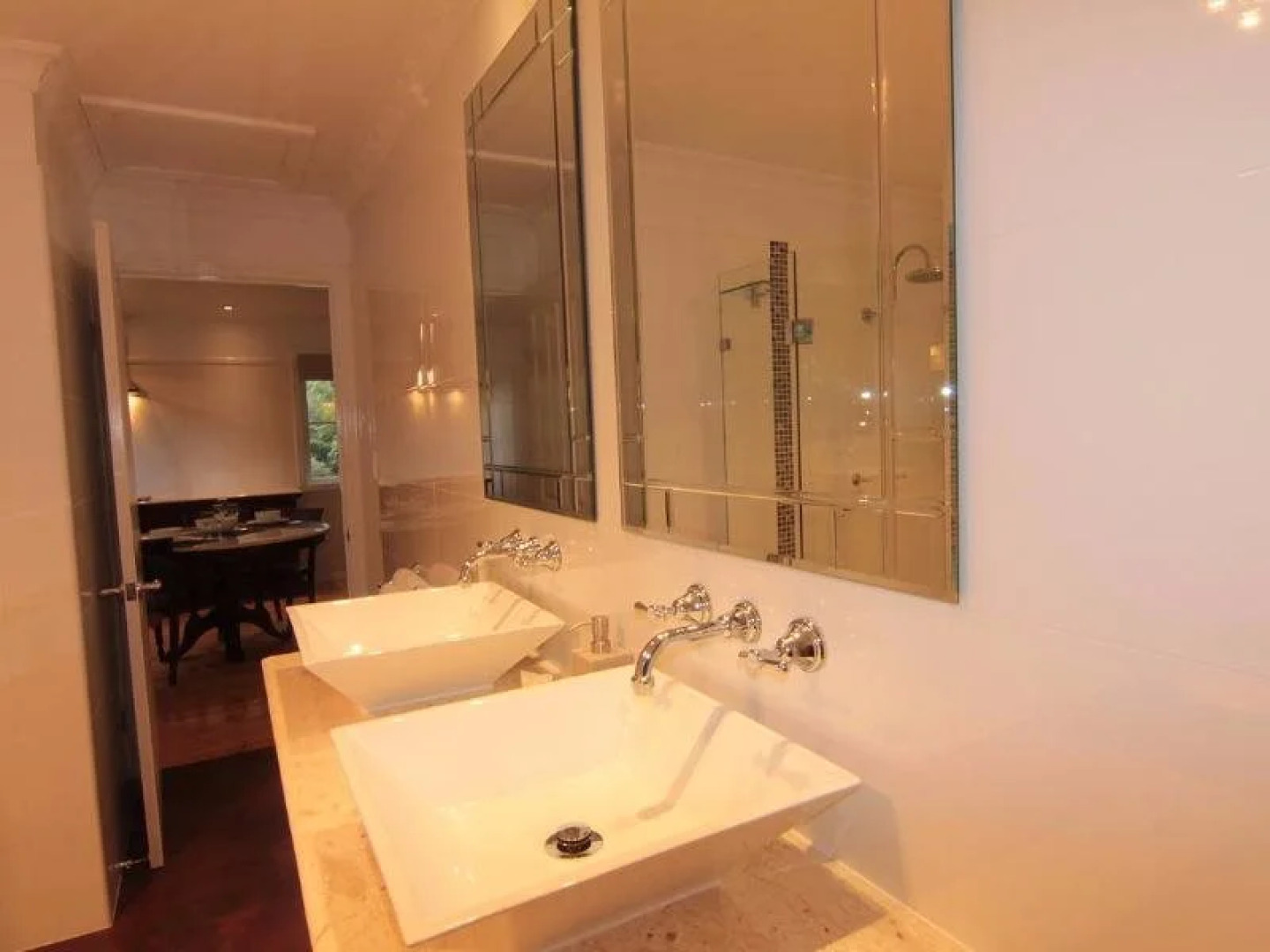 Maz's Tamborine Mountain Accommodation