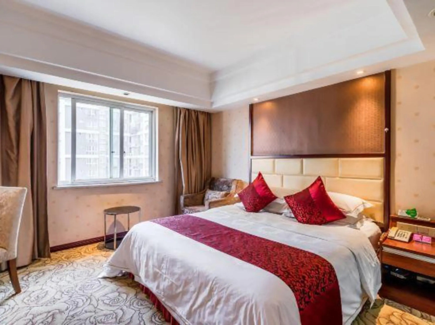 Manhattan International Business Hotel