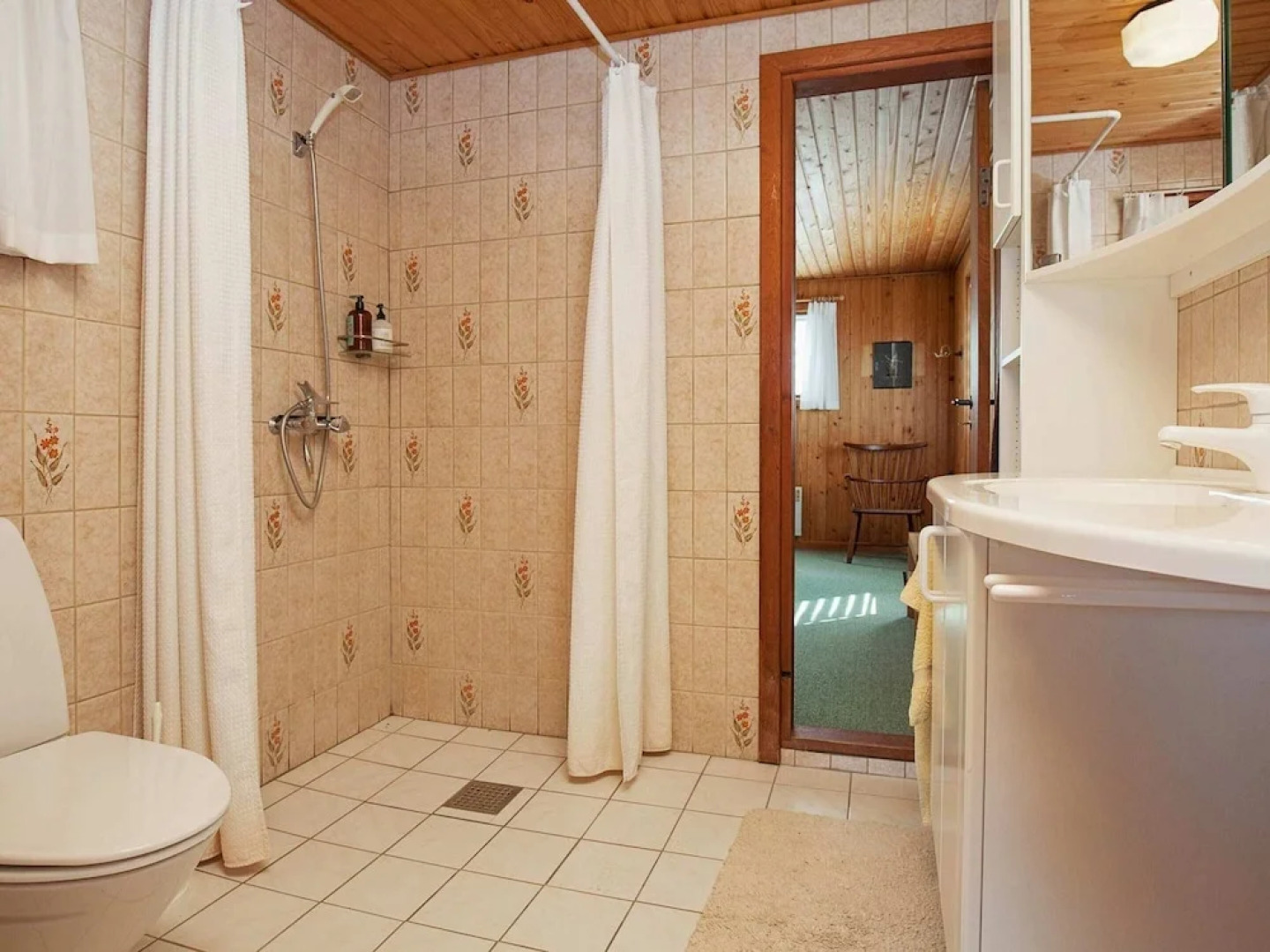 6 Person Holiday Home in Hundested