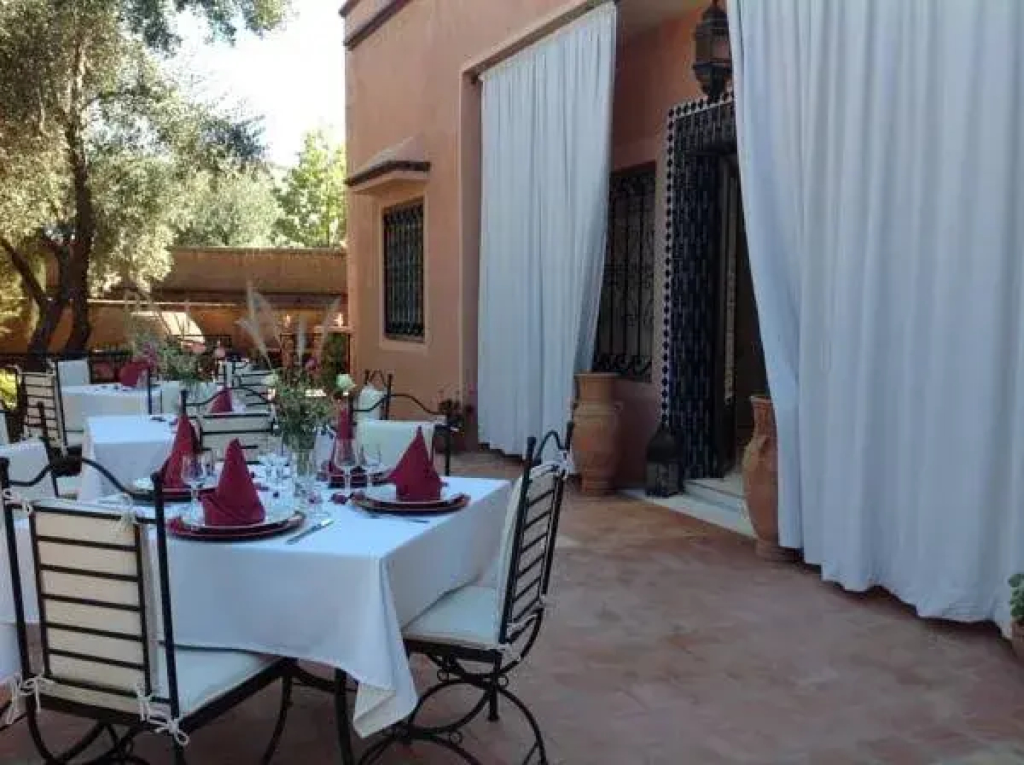 Riad and Villa Emy Les Une Nuits