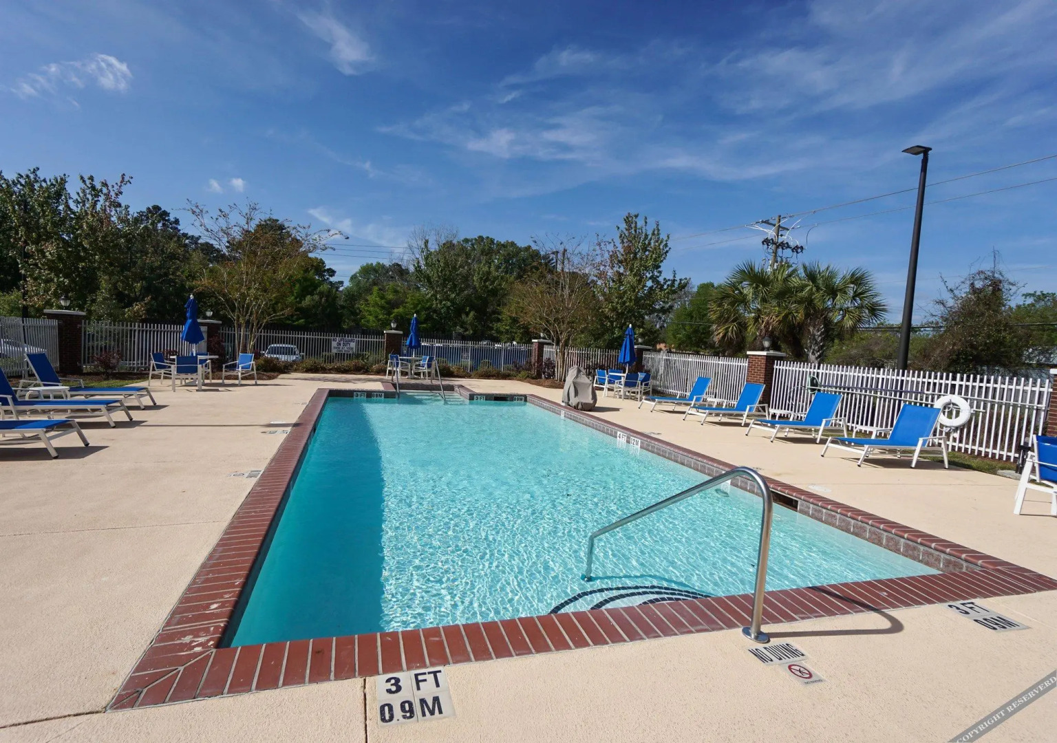 Holiday Inn Express and Suites Savannah - Midtown by IHG