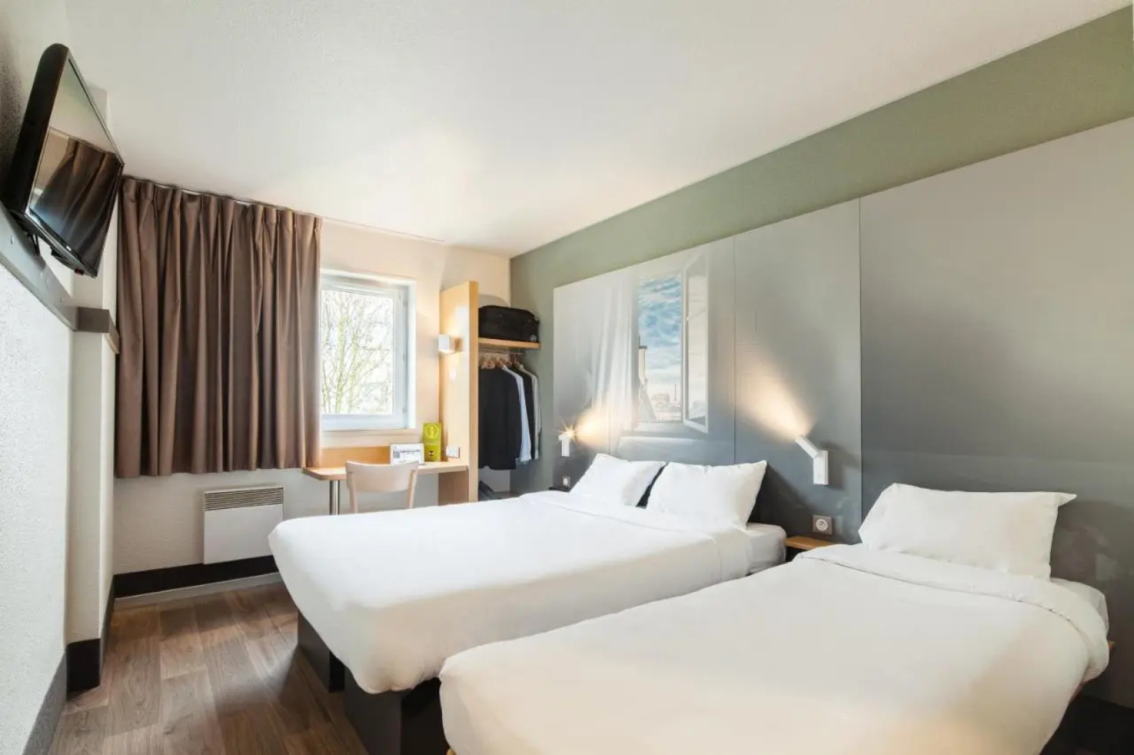 B&B Hôtel Evry Lisses 1