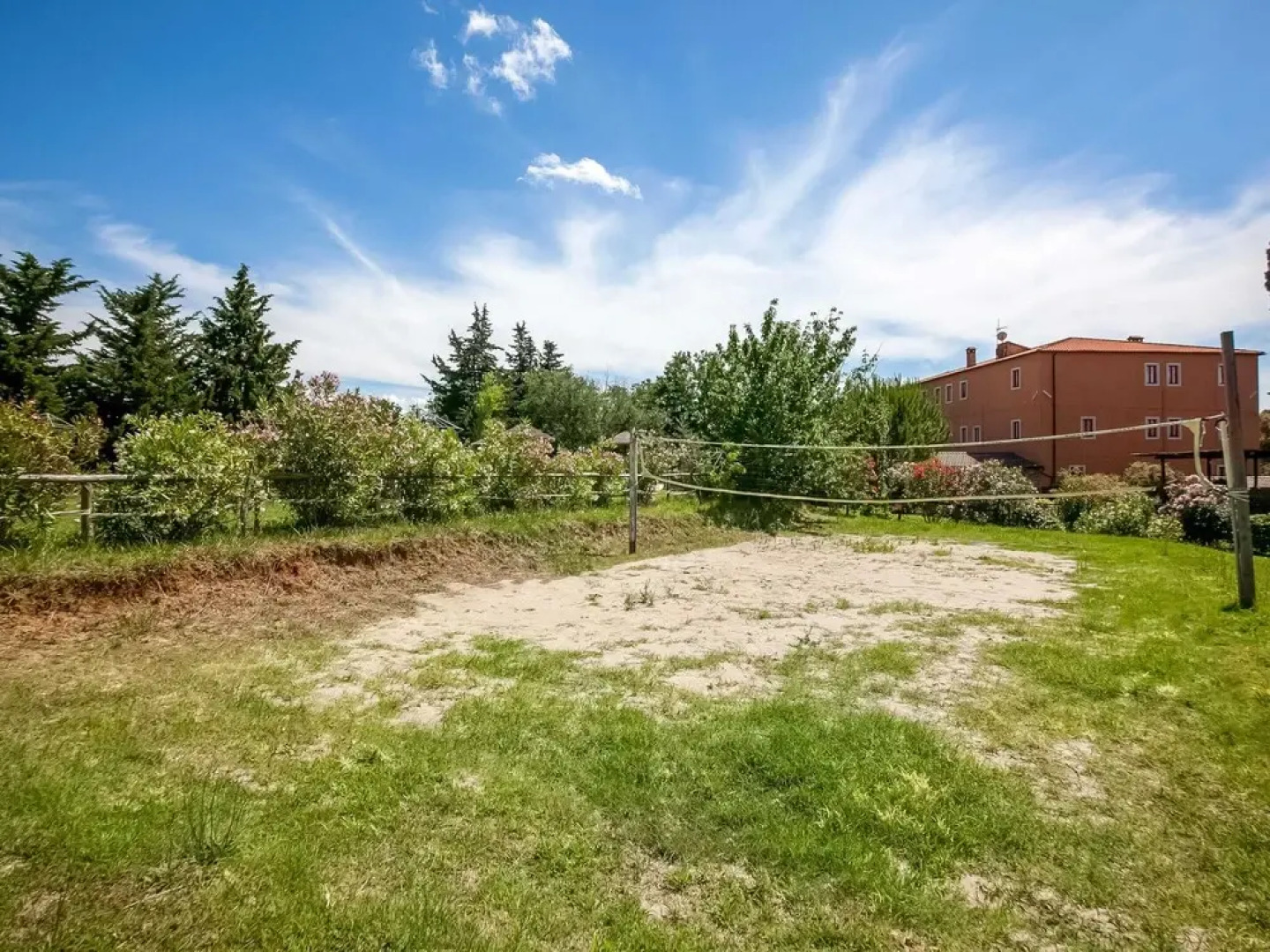 Tuscan Farmhouse in Montescudaio near Sea