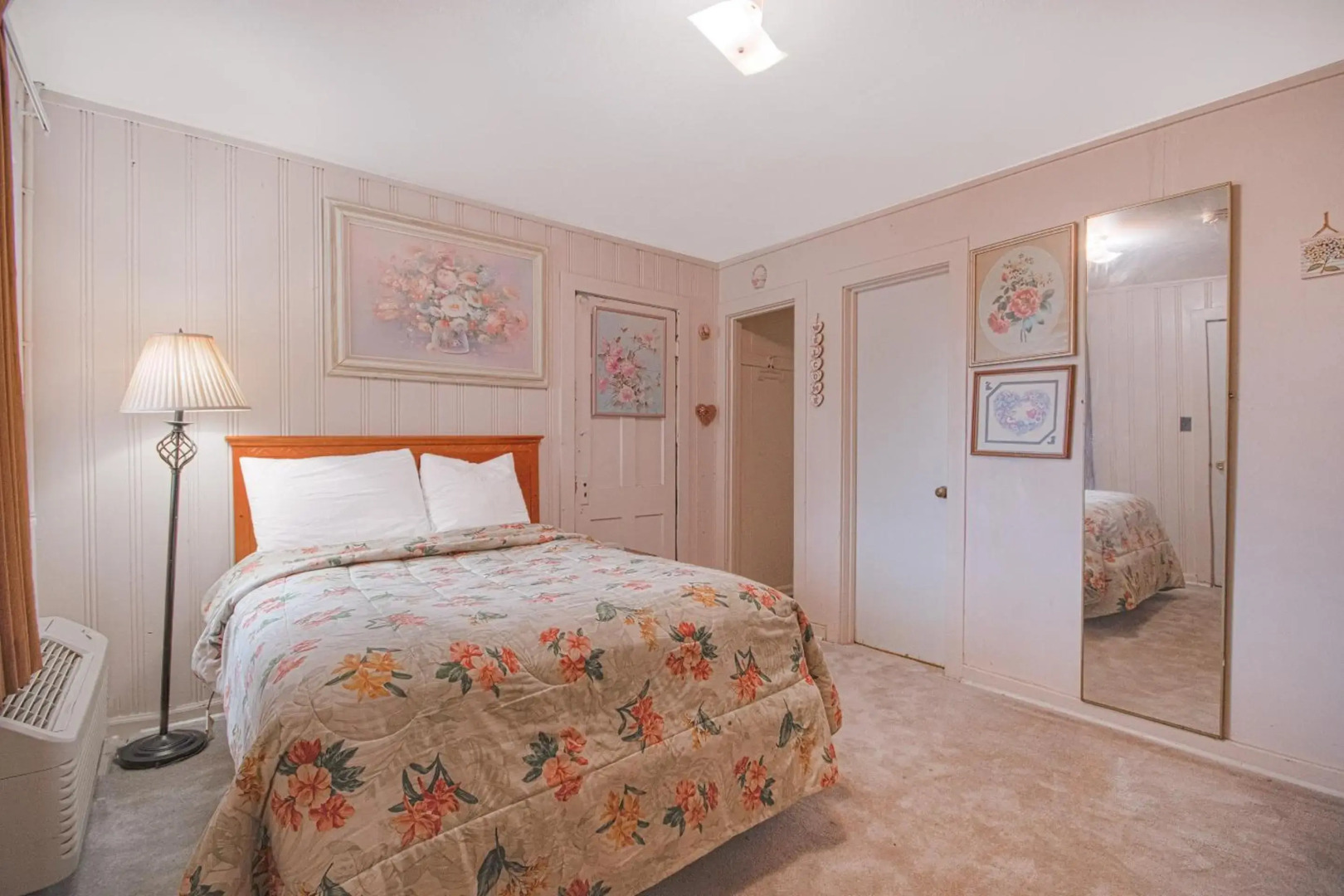 Sunflower Motel Hiawatha By OYO