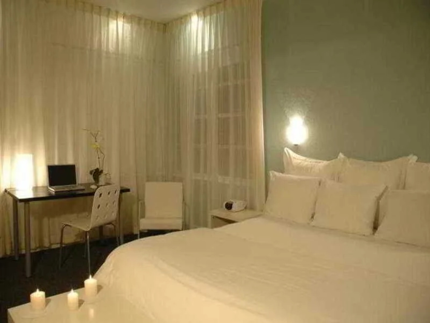 Carlton Hotel South Beach