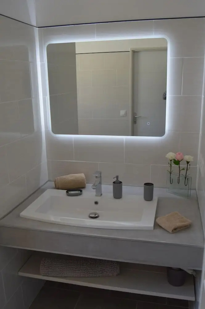 A 2 pas des vignes numero 12