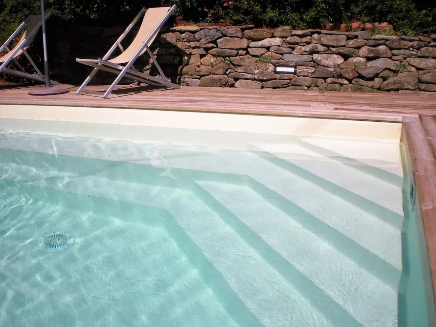 Farmhouse in Cortona With Pool