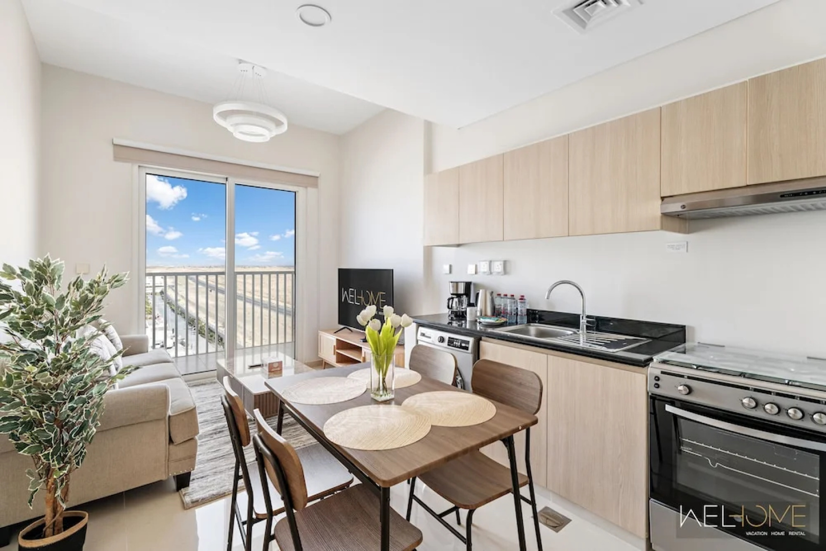 WelHome - Breathtaking View 1BR Apt in Damac Hills 2
