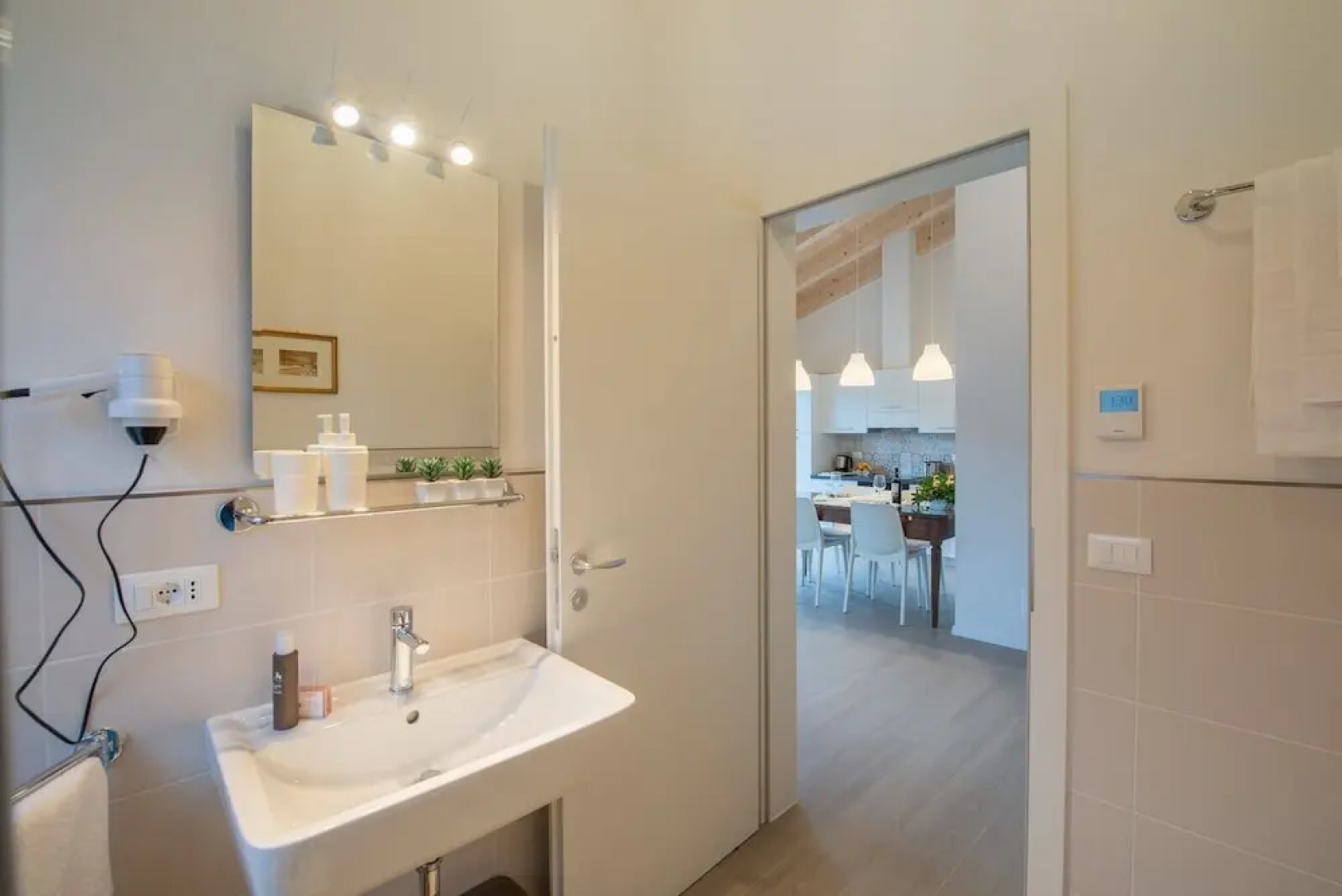 La Gazza Ladra Apartments