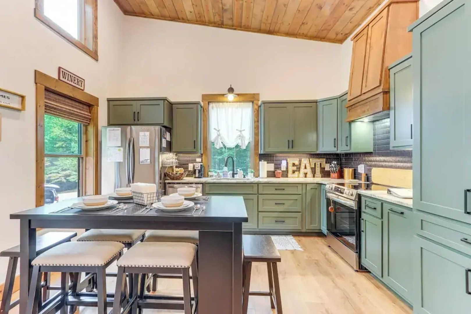 Ellijay Resort Home w/ Hot Tub & Fire Pit!