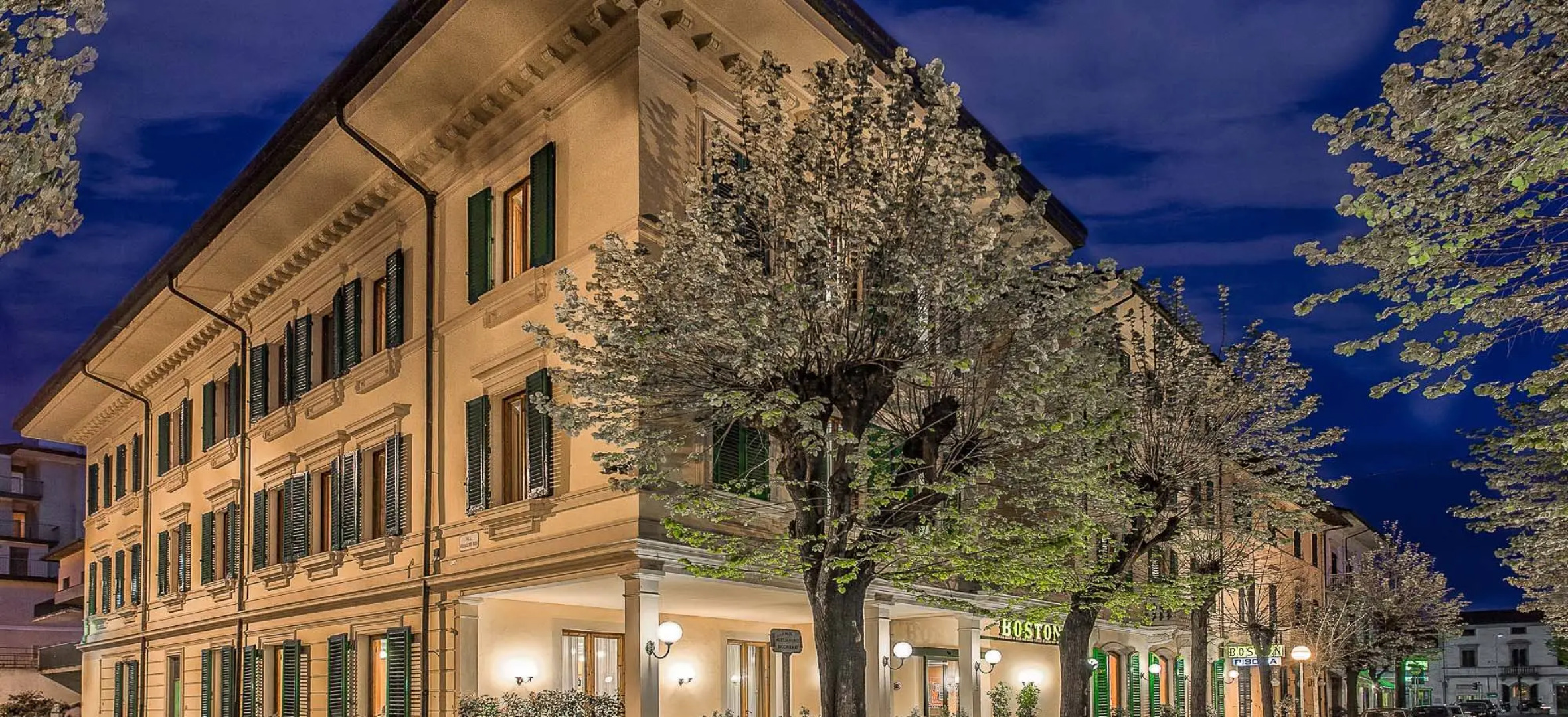 Отель Boston