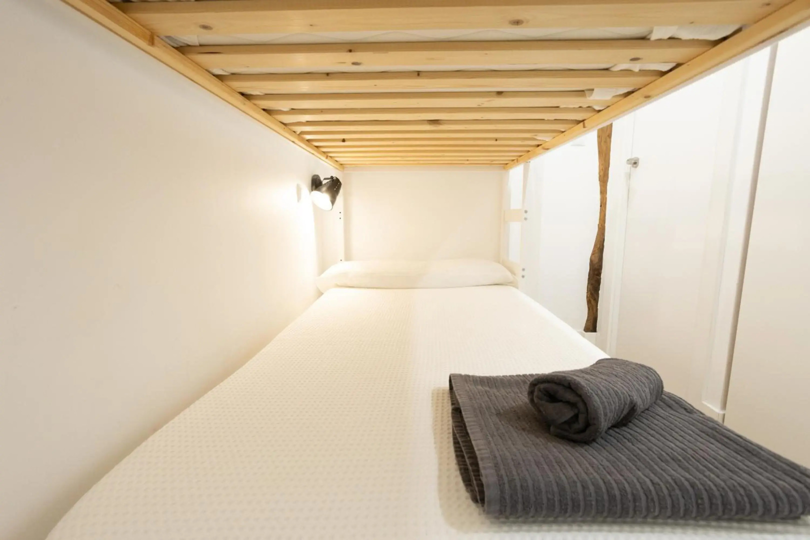 Torrontero con vistas al mar