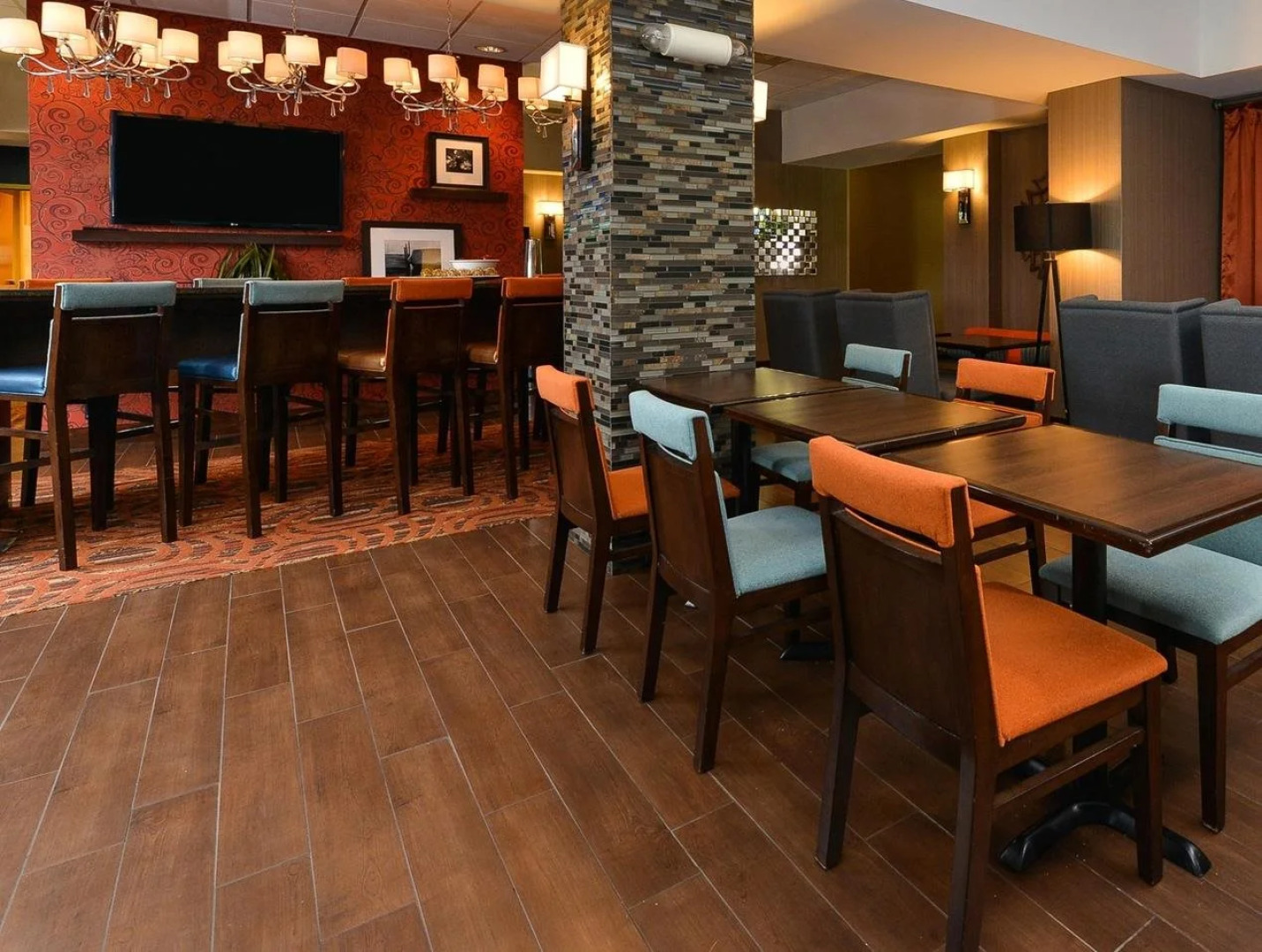 Hampton Inn Chicago-Carol Stream