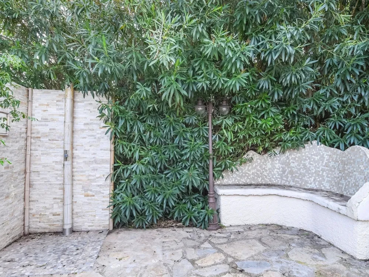 Beautiful 8-person Villa in Moraira, Near Centre, sea and Beach, Very Nicely Furnished