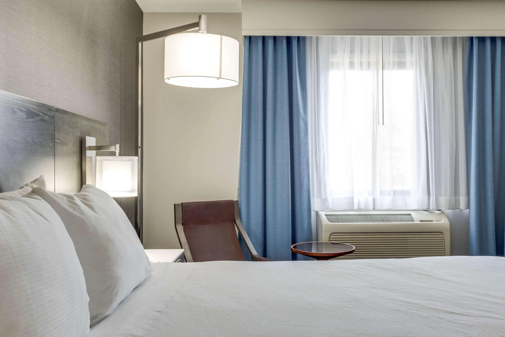Doubletree by Hilton Hotel Racine Harbourwalk