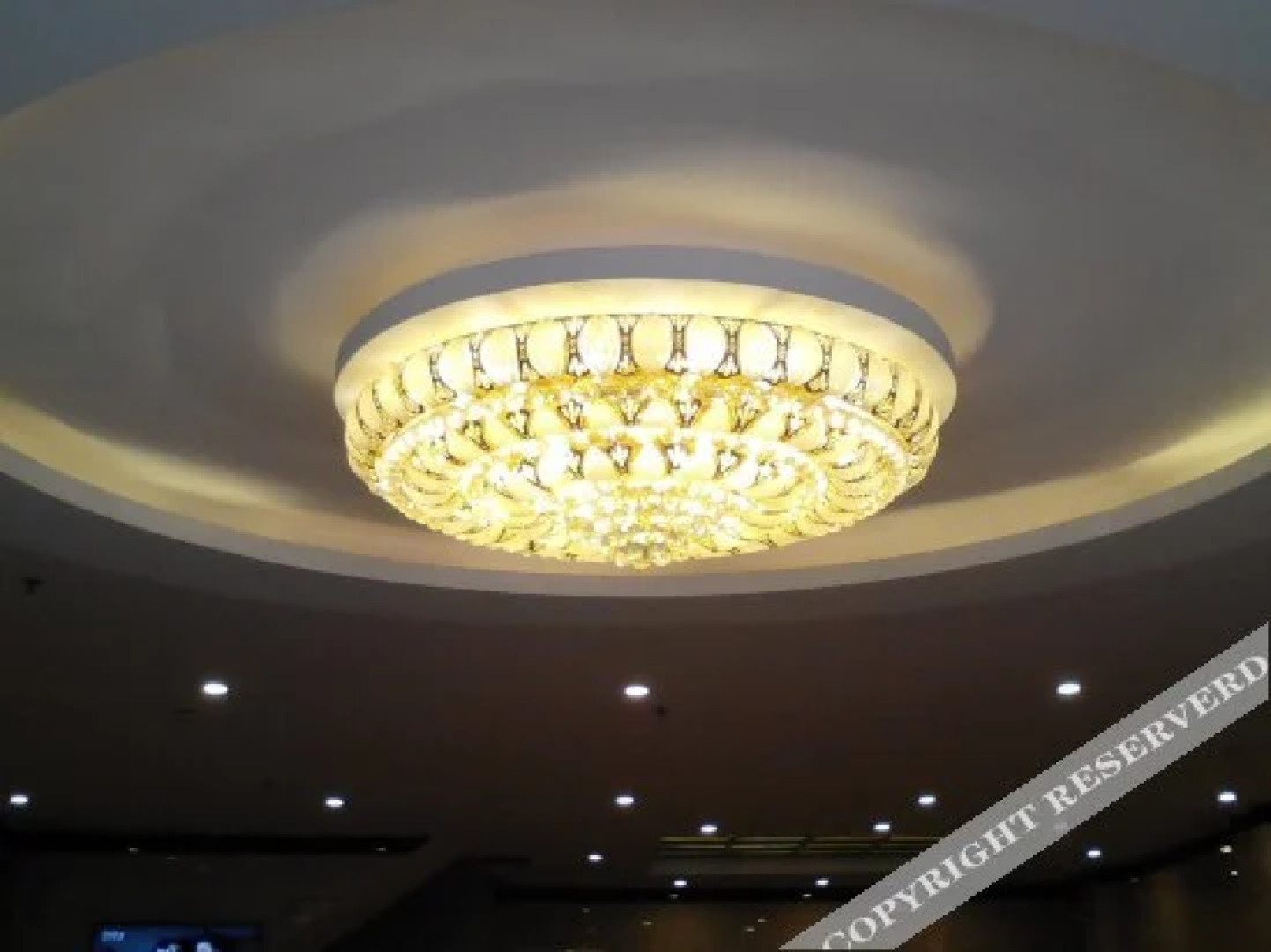 Saturday Business Hotel