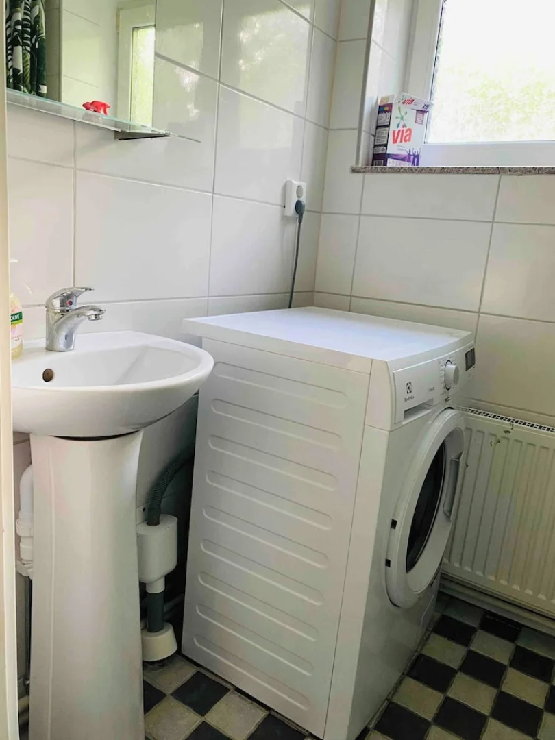 Bjurvik's Villa - Flat 1 - Business Customers Only