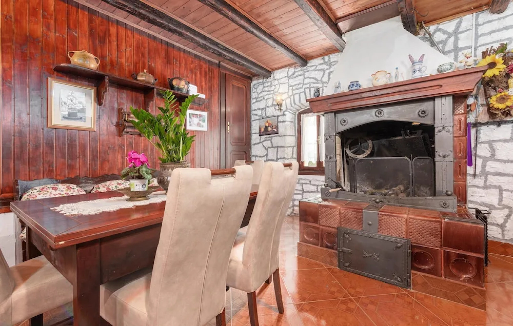 Holiday House Marina